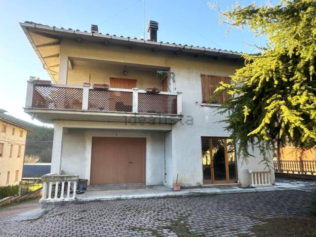 Casa in vendita a Albacina-Borgo Tufico, Marche