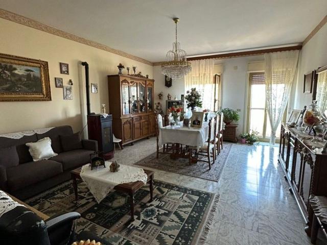 Casa in vendita a Vallelunga Pratameno, Sicilia
