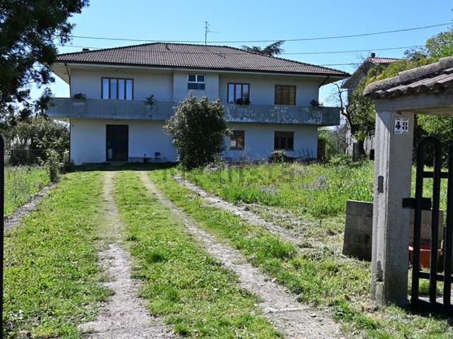 Casa in vendita a Civitaquana, Abruzzo