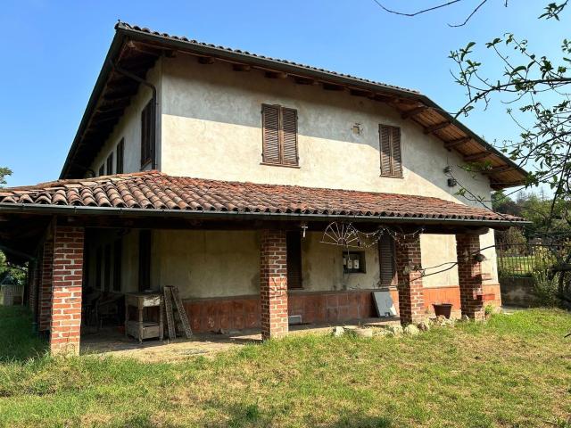 Casa in vendita a Quarto Superiore, Piemonte