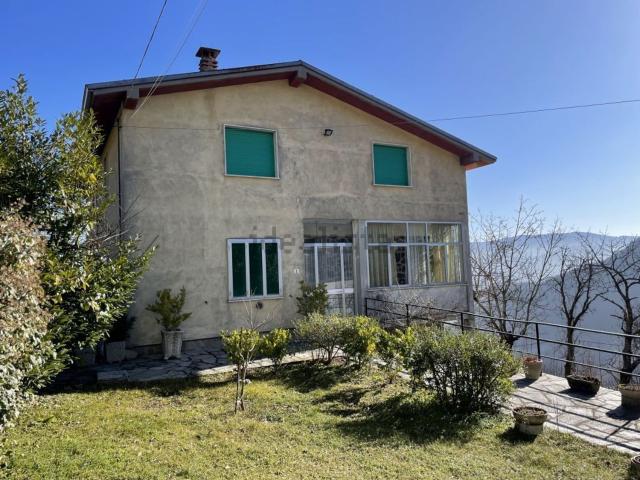 Casa in vendita a Bobbio, Reggio Emilia