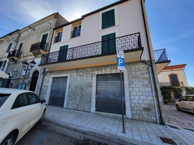 Casa in vendita a Montenero di Bisaccia, Molise