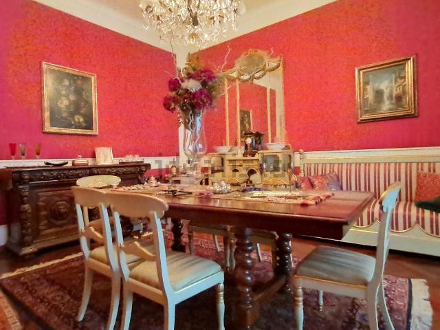 Casa in vendita a Voghera, Pavia