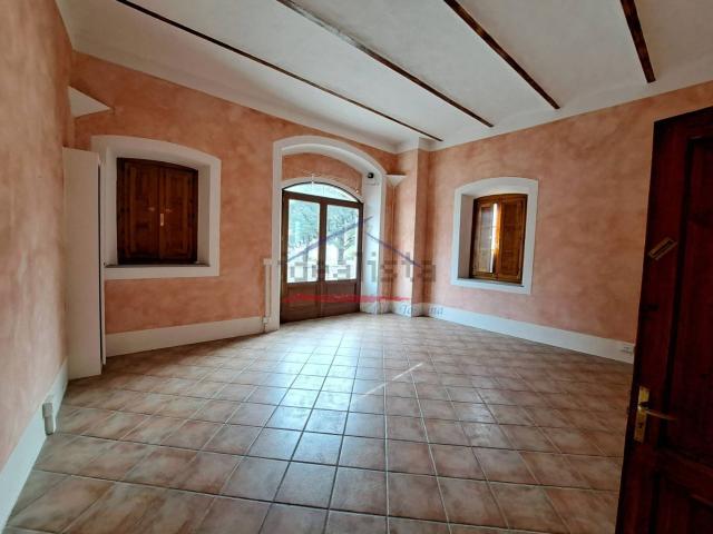 Casa in vendita a Talla, Toscana