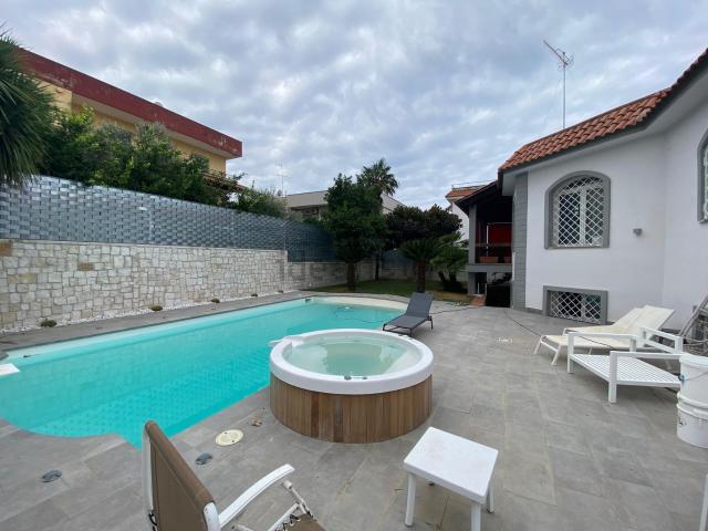 Casa in vendita a Colle degli Osci, Giugliano In Campania
