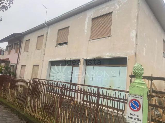 Casa in vendita a Villaggio Ciano, Jesolo