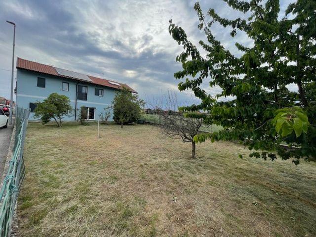 Casa in vendita a Piemonte, Novara