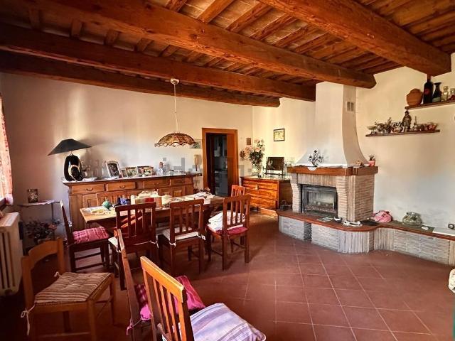 Casa in vendita a Unione di Comuni della Romagna Forlivese, Quattro