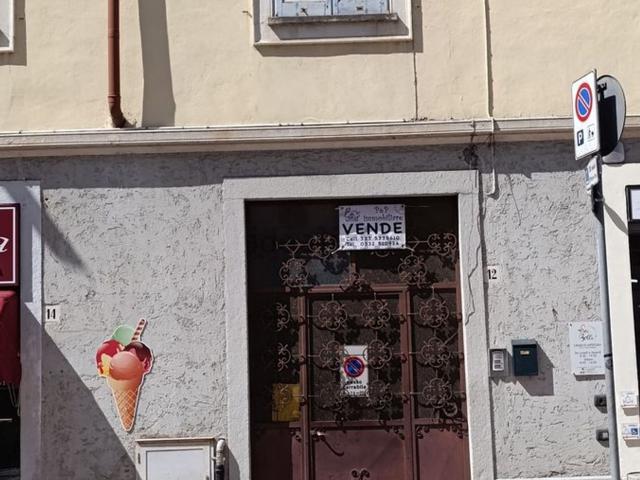 Casa in vendita a Comunità Montana Valli del Verbano, Luino