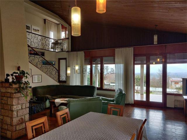 Casa in vendita a Volpago Del Montello, Veneto