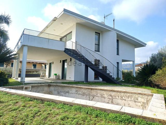 Casa in vendita a Calabria, Catanzaro