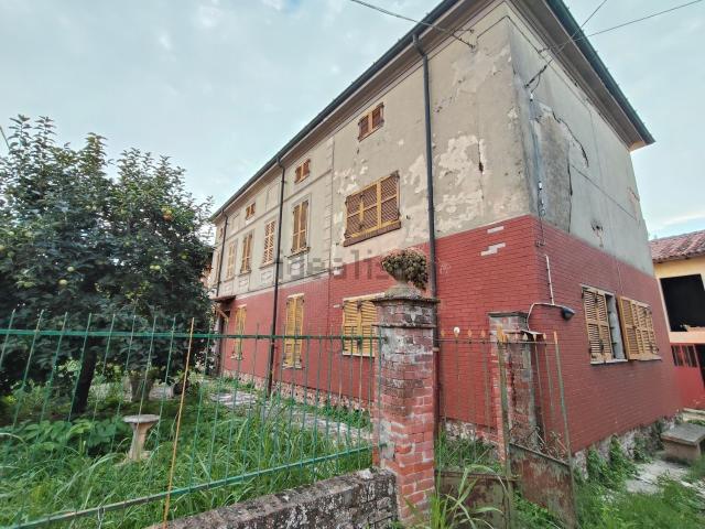 Casa in vendita a Castel San Giovanni, Reggio Emilia
