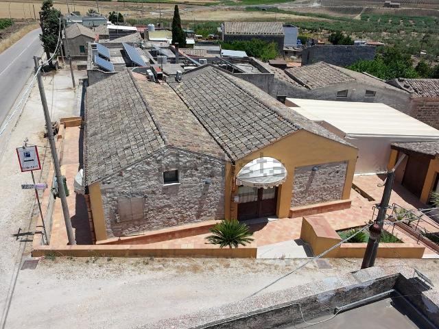 Casa in vendita a Borgo Livio Bassi, Trapani