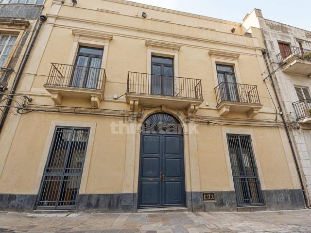 Casa in vendita a Centro storico, Catania