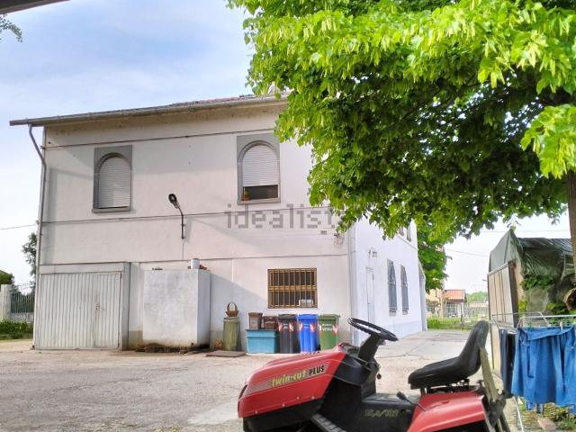 Casa in vendita a Unione Comuni Modenesi Area Nord, Cavezzo