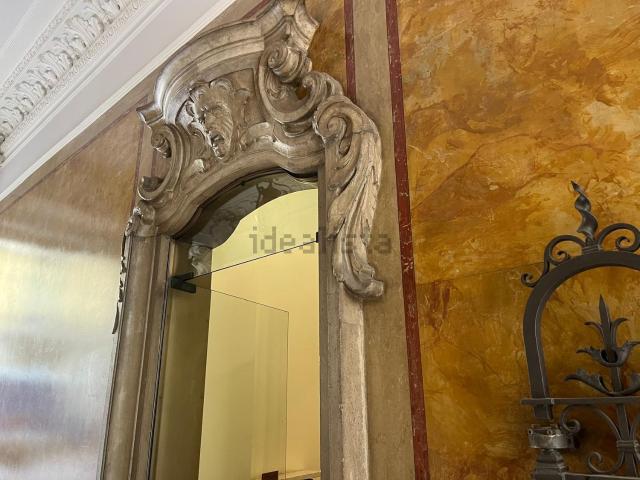 Casa in vendita a Municipio 1, Milano