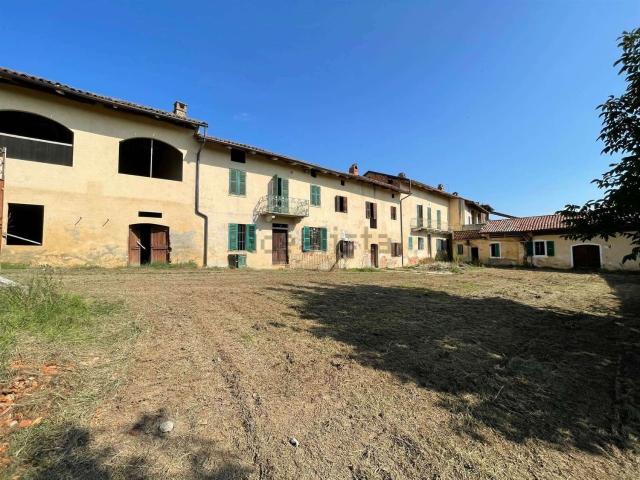 Casa in vendita a Piemonte, Asti