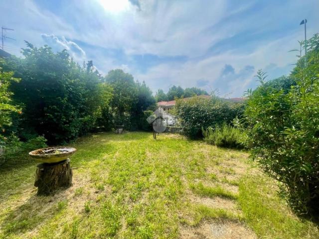 Casa in vendita a Montichiari, Lombardia