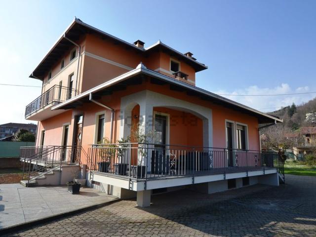 Casa in vendita a Arico, Piemonte