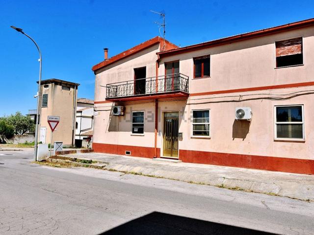 Casa in vendita a Pozzomaggiore, Sardigna/Sardegna