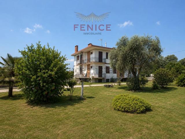 Casa in vendita a Nervesa Della Battaglia, Veneto