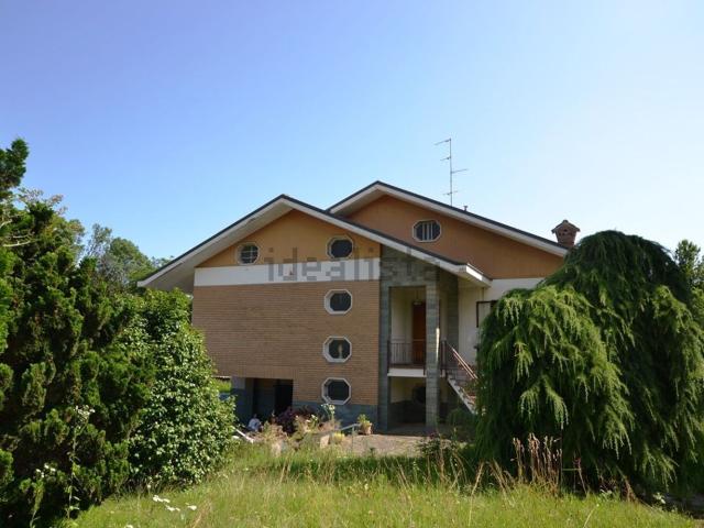 Casa in vendita a Arico, Piemonte