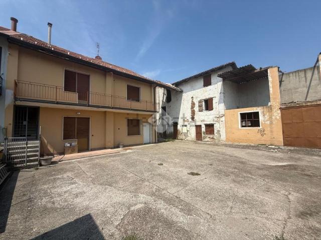 Casa in vendita a Fontanella, Lombardia