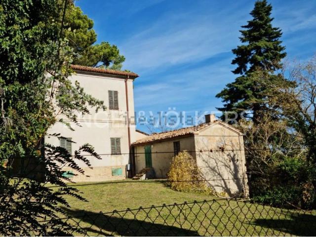 Casa in vendita a Castelplanio, Ancona