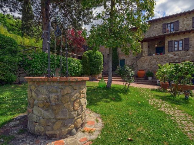 Casa in vendita a Unione di Comuni Valdarno e Valdisieve, Reggello