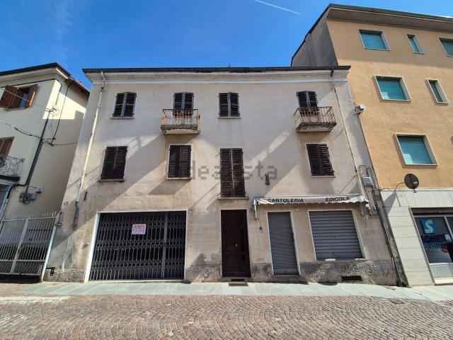 Casa in vendita a Piemonte, Asti