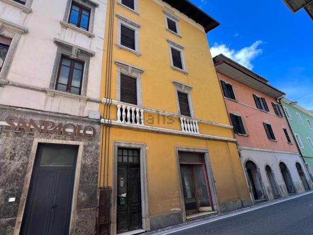 Casa in vendita a Comunità montana della valle Camonica, Cedegolo