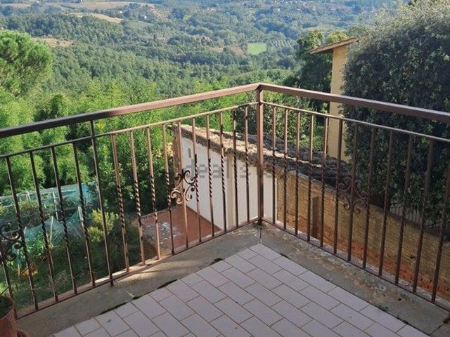 Casa in vendita a Monteleone d'Orvieto, Terni