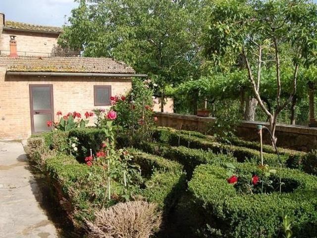 Casa in vendita a Montalcino, Toscana