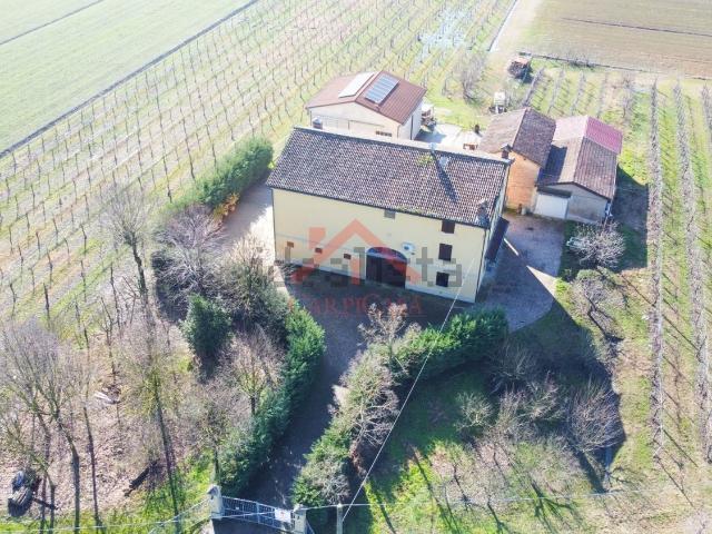 Casa in vendita a Unione delle Terre d'Argine, Carpi