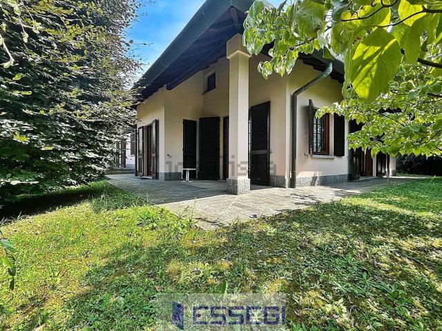 Casa in vendita a Santa Maria della Noce, Inverigo