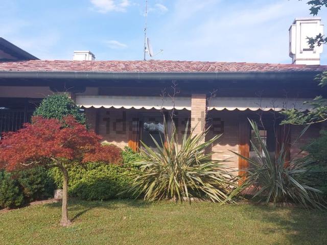 Casa in vendita a Annone Veneto, Veneto
