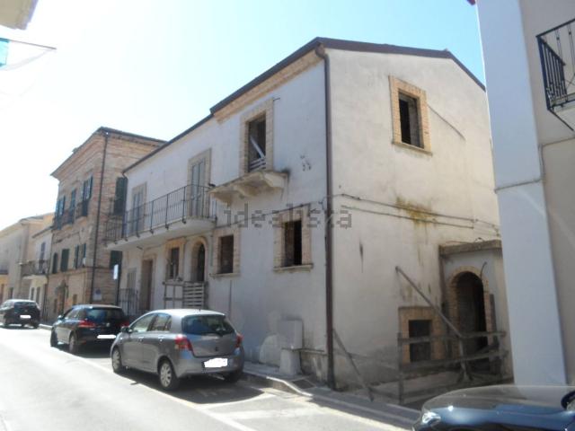 Casa in vendita a Unione dei Comuni della Val Vibrata, Tortoreto