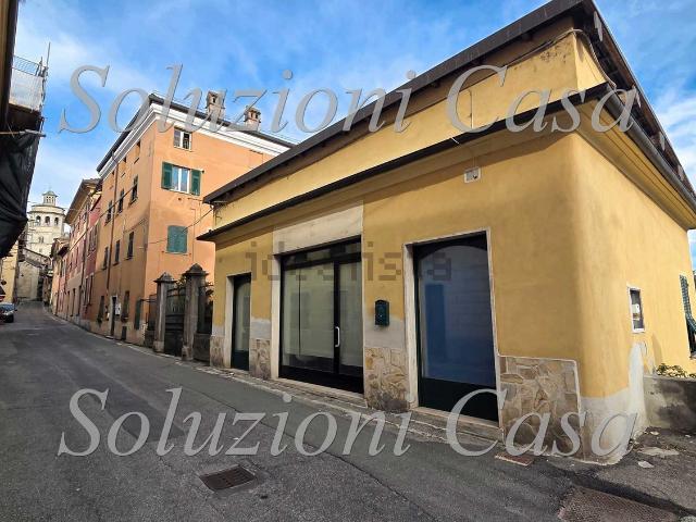 Casa in vendita a Piemonte, Alessandria