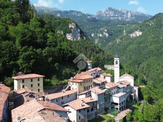 Casa in vendita a Comunità montana della Valle Sabbia, Capovalle