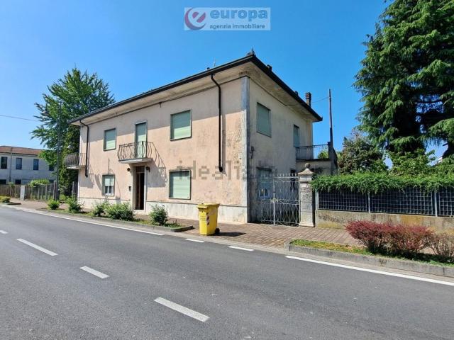 Casa in vendita a Lerino, Torri Di Quartesolo