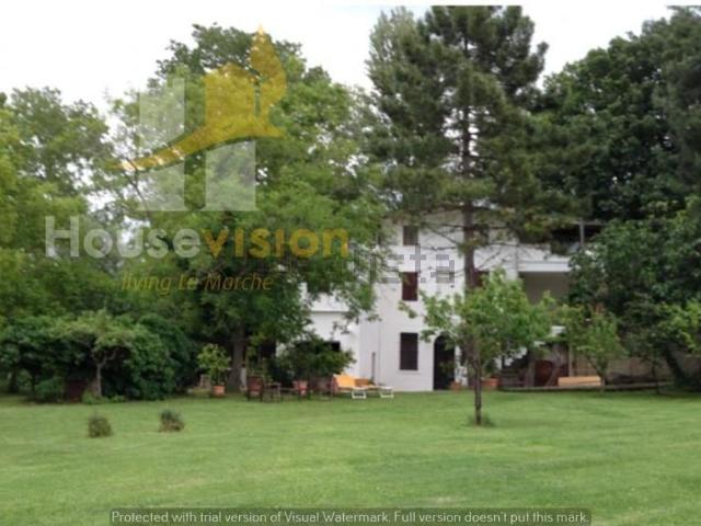 Casa in vendita a Maiolati Spontini, Ancona