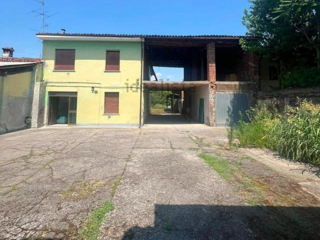 Casa in vendita a Verolanuova, Brescia