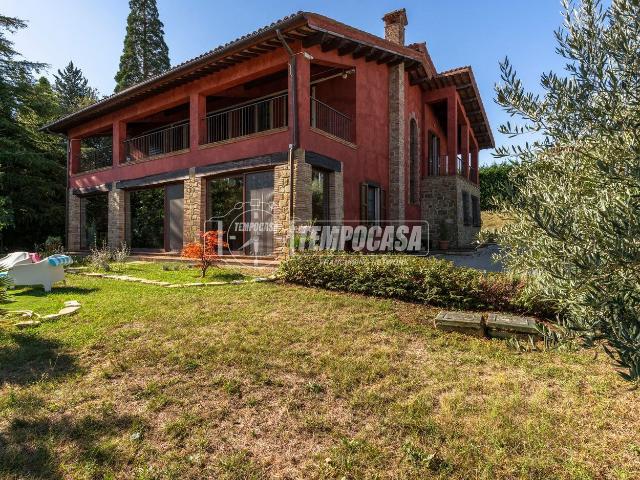 Casa in vendita a Marche, Macerata