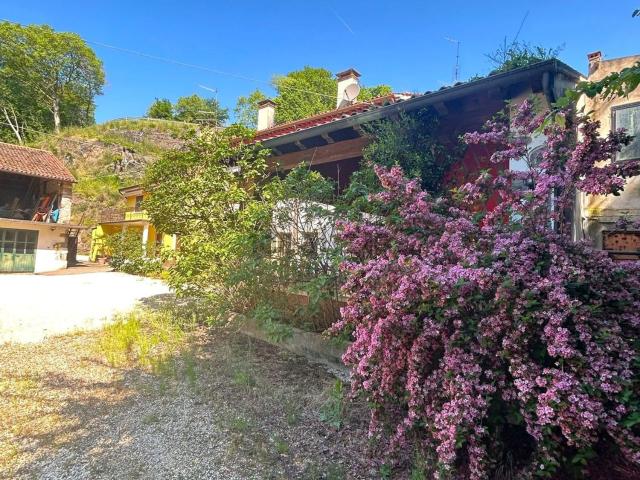 Casa in vendita a Gambellara, Veneto