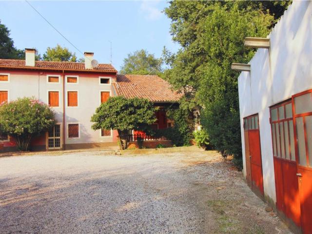 Casa in vendita a Gambellara, Vicenza