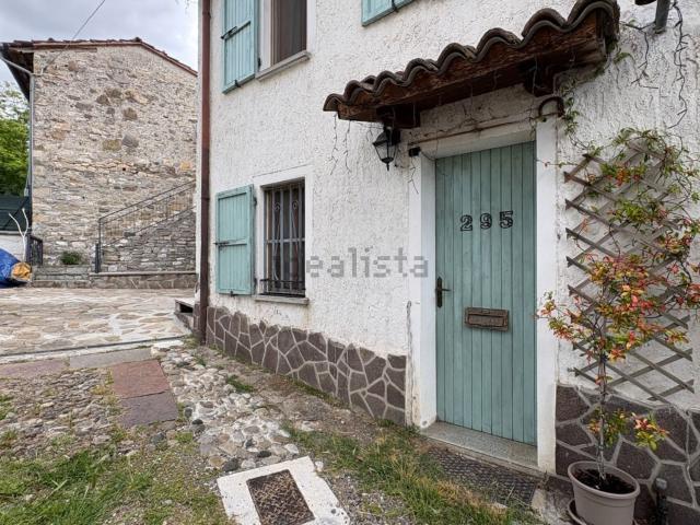 Casa in vendita a Coli, Reggio Emilia