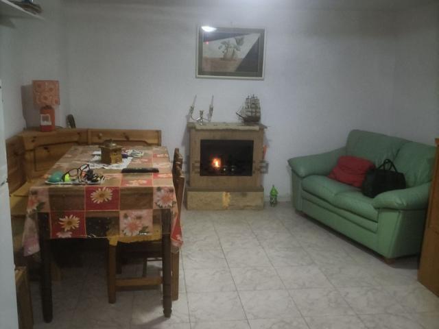 Casa in vendita a Carsoli, Abruzzo