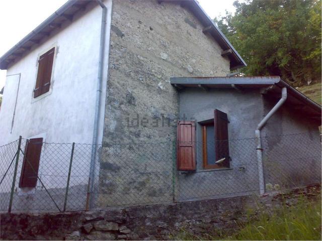 Casa in vendita a Unione Comuni Garfagnana, Castelnuovo Di Garfagnana