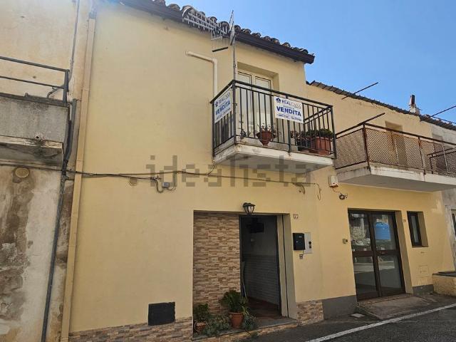 Casa in vendita a Calabria, Catanzaro