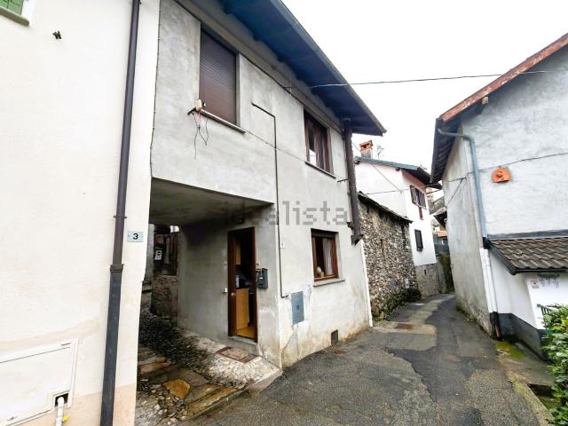 Casa in vendita a Vedasco, Piemonte